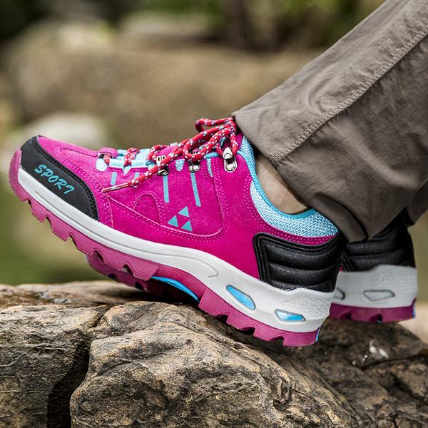 Paelte, krobelise talla ja mustriga naiste matkasaapad