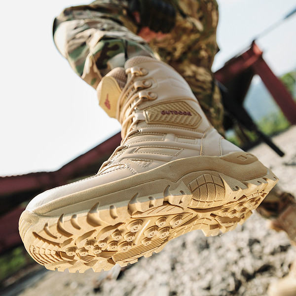 NAUJAS vyriškų žygio batų modelis su raišteliais ir storu padu