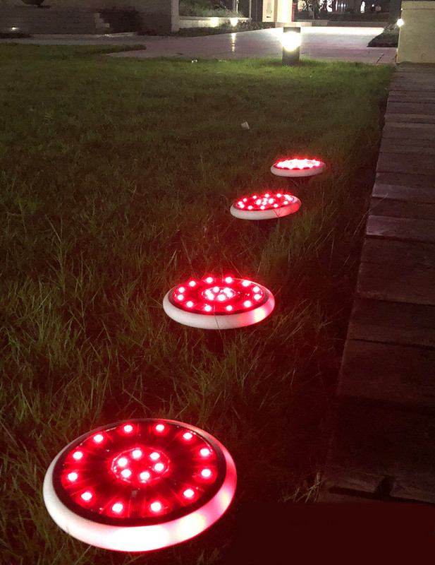 Ūdensizturīga saules lampa - dārzam