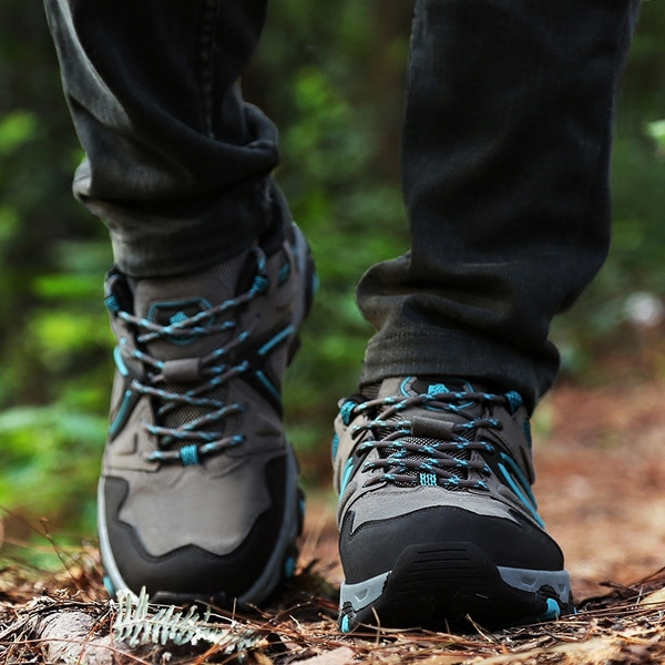 Paelte ja paksu tallaga meeste matkasaapad