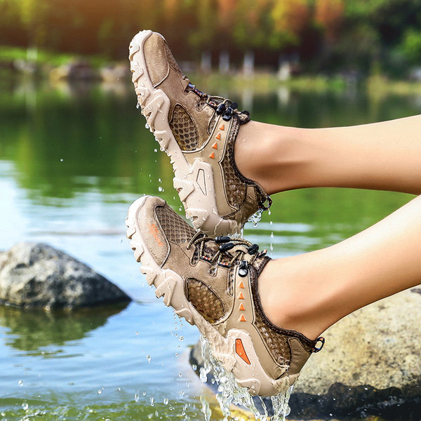 JAUNS vīriešu pārgājienu zābaku modelis ar šņorēm un uzrakstu