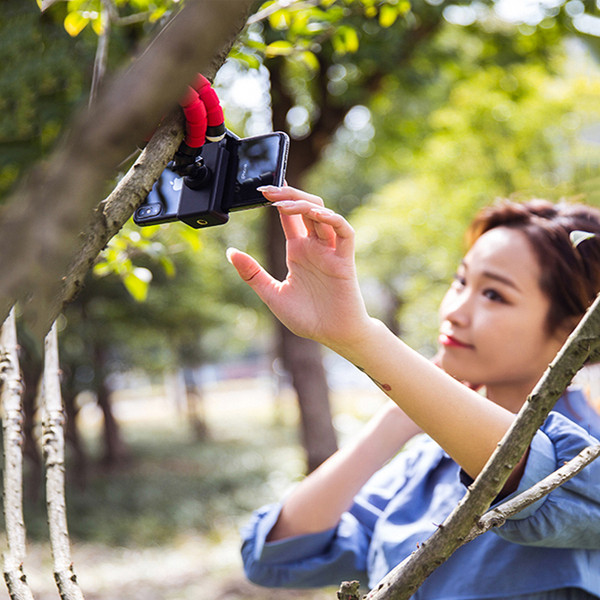 Daugiafunkcinis mobiliojo telefono stovas