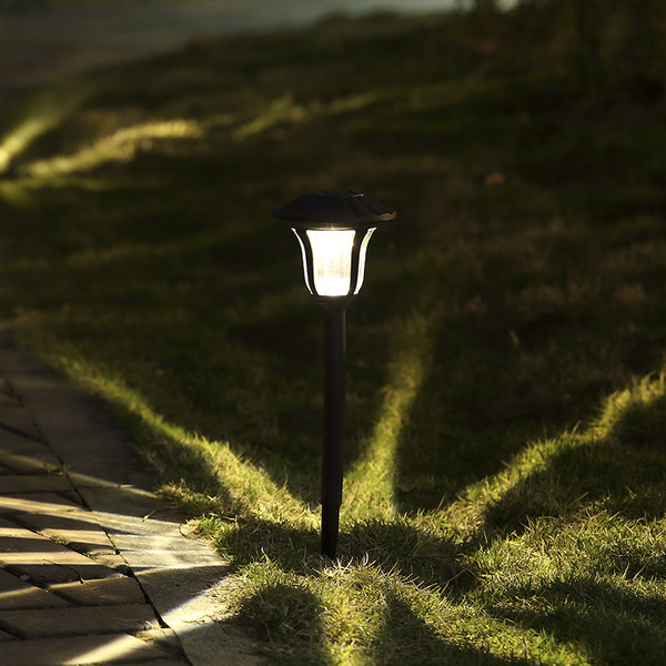 Napelemes dekoratív kerti lámpa