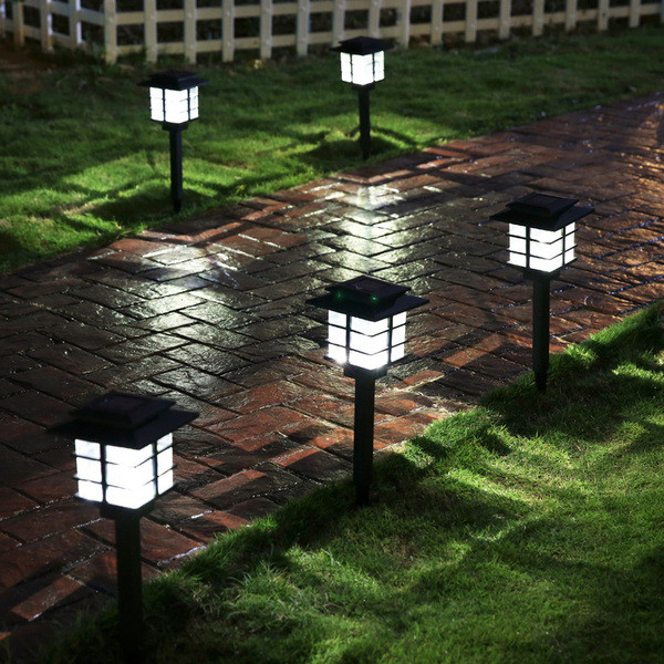 Vízálló négyzet alakú kerti lámpa