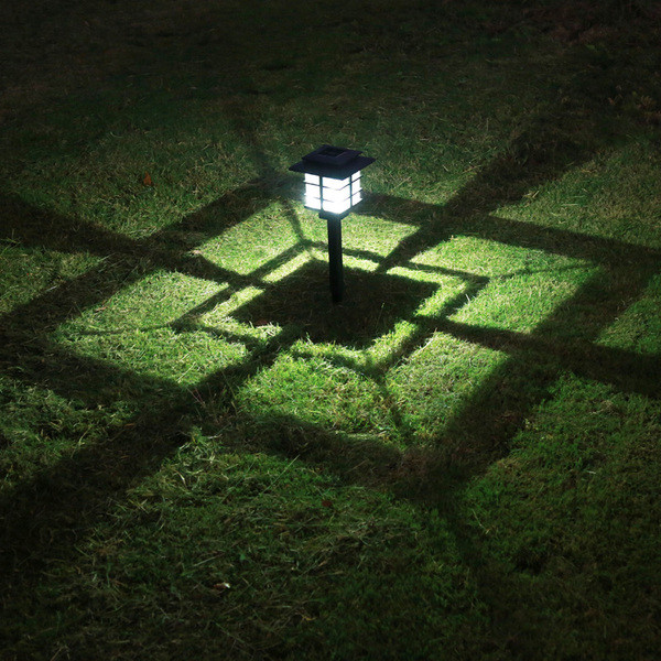 Vízálló négyzet alakú kerti lámpa