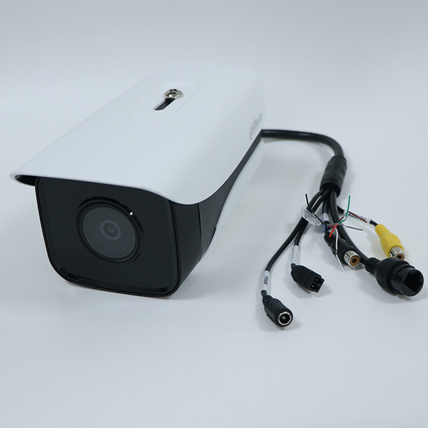 Видео камера Dahua с инфрачервен пистолет и сензор 2,8 