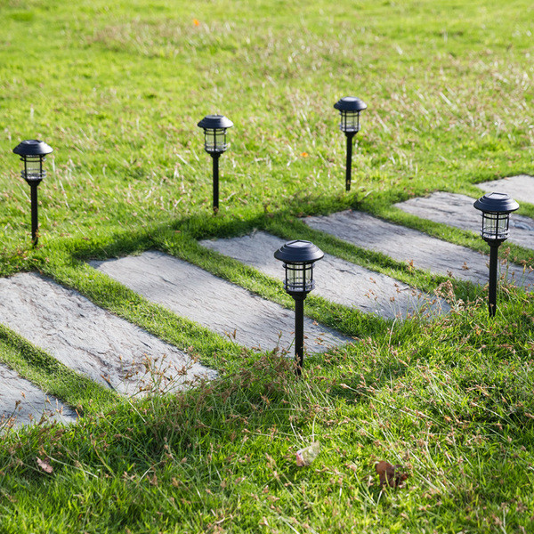 Neperšlampama saulės LED lempa - sodui