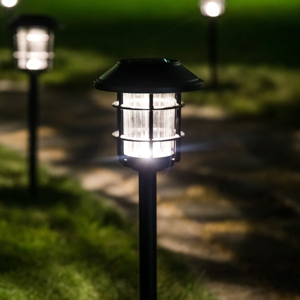 Neperšlampama saulės LED lempa - sodui