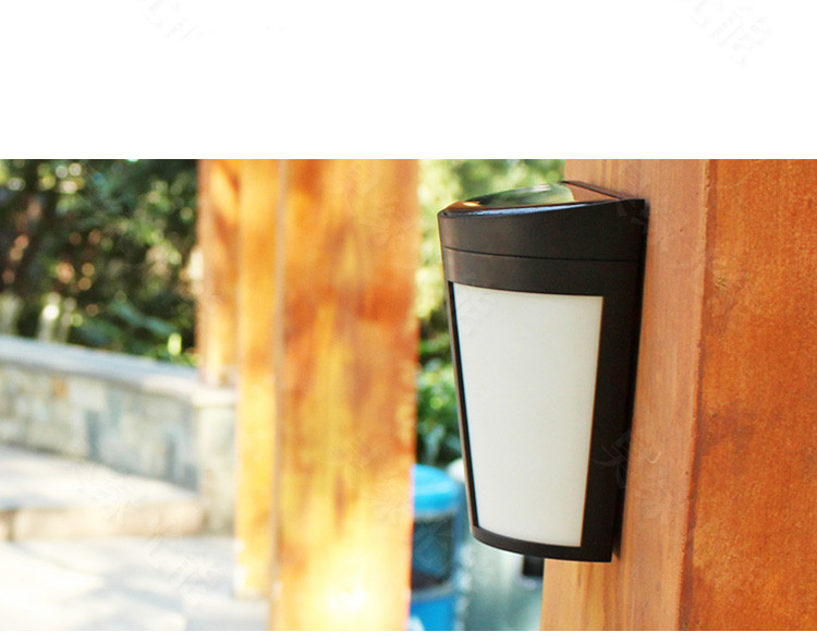 Lauko saulės lempa sodui