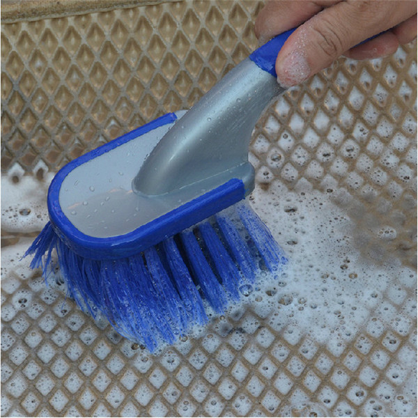 Automobilio valymo šepetys ir ratai