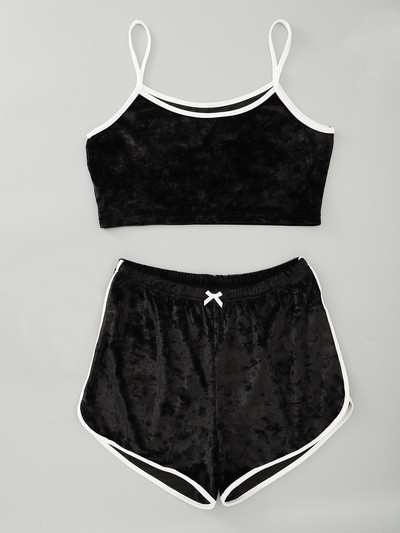 NOVI model ženskog kompleta iz dva dela u crnoj boji