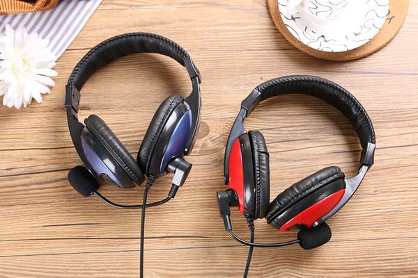 Ακουστικά TUCCI με περιστρεφόμενο μικρόφωνο