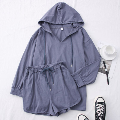 Uue mudeli naiste komplekt kaheosalistest lühikestest pükstest + pluus