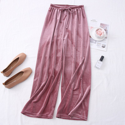 Jauns sieviešu samta bikšu modelis