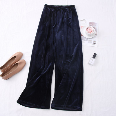 Jauns sieviešu samta bikšu modelis