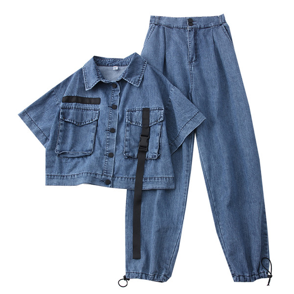 Novi model ženskog traper kompleta iz dva dijela