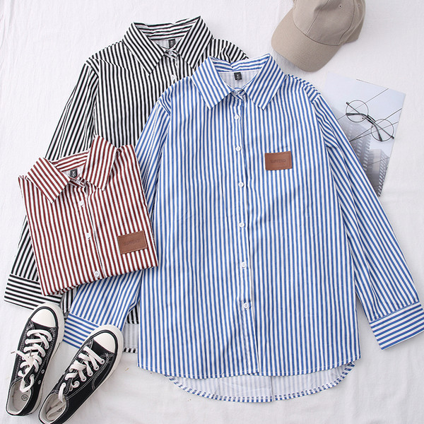 Naiste triibuline särk - klassikaline krae ja pikad varrukad