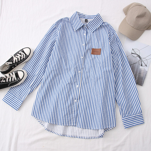 Naiste triibuline särk - klassikaline krae ja pikad varrukad