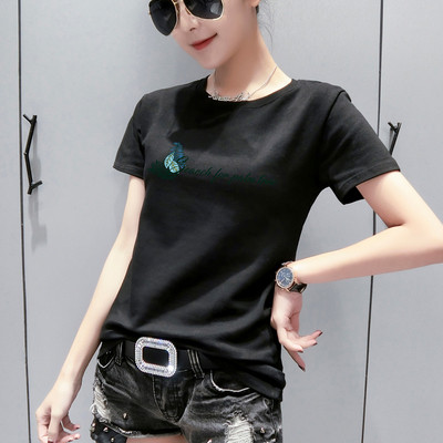 Naiste sportlik vabaaja t-särk aplikatsiooni ja pealdisega