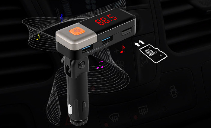 LED ekraani ja FM-iga autosaatja