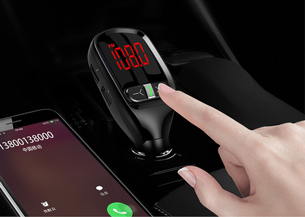 MP3 automašīnas raidītājs ar USB portu, FM un Bluetooth