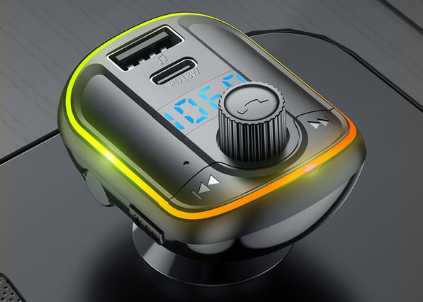 MP3 automašīnas raidītājs ar Bluetooth