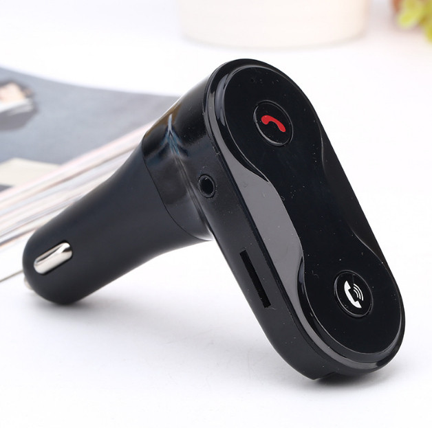 Autosaatja AUX, MP3, Bluetooth ja FM saatjaga