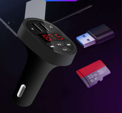 MP3 autós adó Bluetooth és FM funkcióval