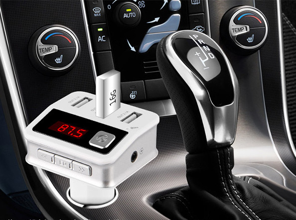 MP3 automašīnas raidītājs ar USB portu, Bluetooth un brīvroku sistēmu