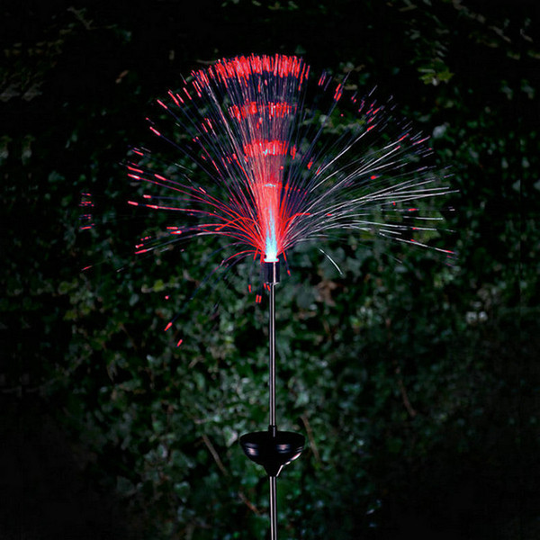 Tähekujuline veekindel päikeselamp sobib terrassile või õue