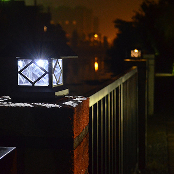 Ūdensizturīga saules lampa - dārzam