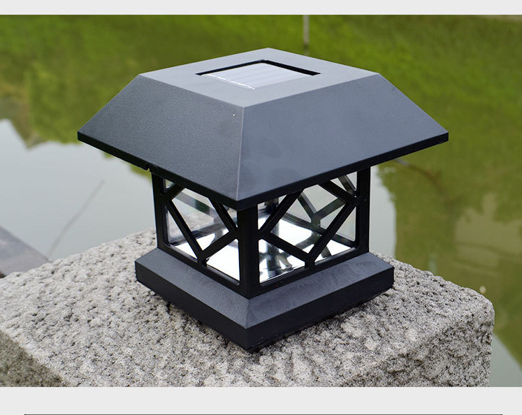 Ūdensizturīga saules lampa - dārzam