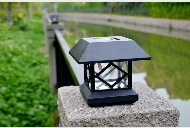 Ūdensizturīga saules lampa - dārzam