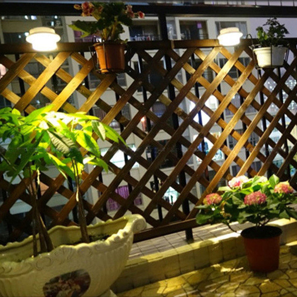 Āra saules ūdensnecaurlaidīga dārza lampa