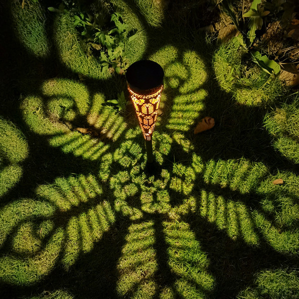 Veekindel päikeselamp kardina jaoks