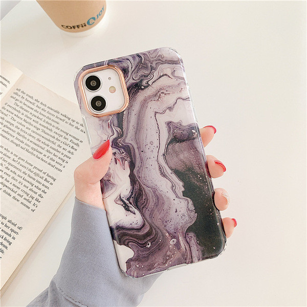 Husa pentru Iphone 11 cu efect de marmura