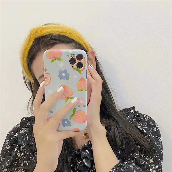 Iphone 11 Pro Max futrālis ar persikiem