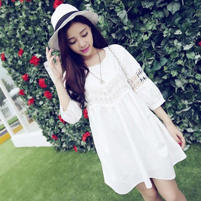 Nyári széles női ruha terhes nők számára, fehér színben