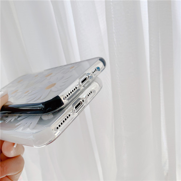 Silikona maciņš ar margrietiņām priekš Iphone 11 Pro Max