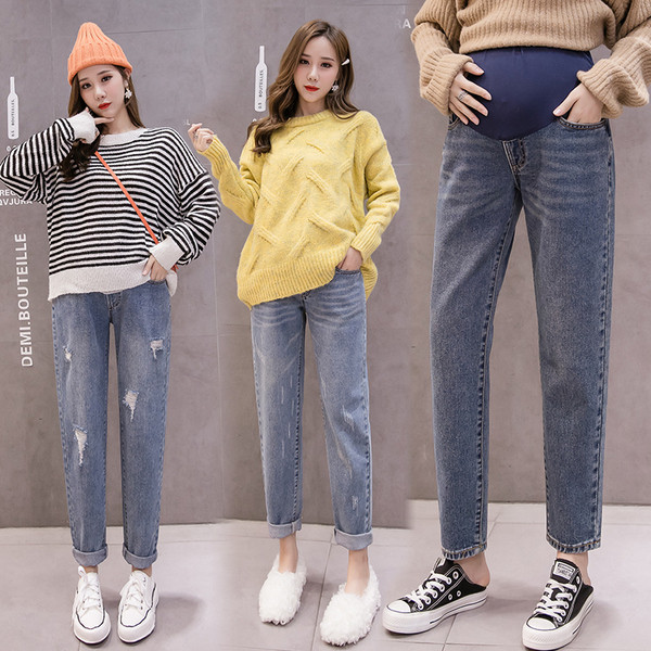 Šiuolaikiniai džinsai nėščioms moterims tiesus modelis