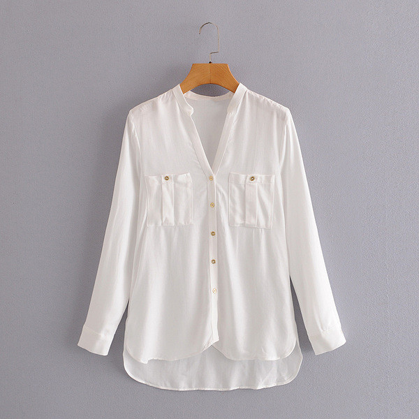 Új modell alkalmi ing gombokkal és zsebekkel