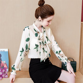 Modern női ing rövid és hosszú ujjal, virágmintával