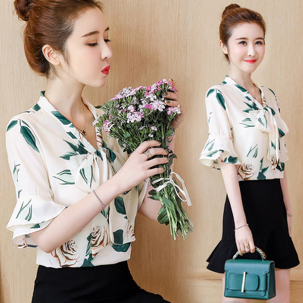Modern női ing rövid és hosszú ujjal, virágmintával