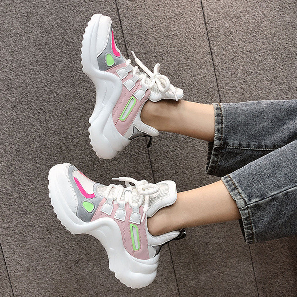 Női színes tornacipő új modellje kék és rózsaszín fűzővel