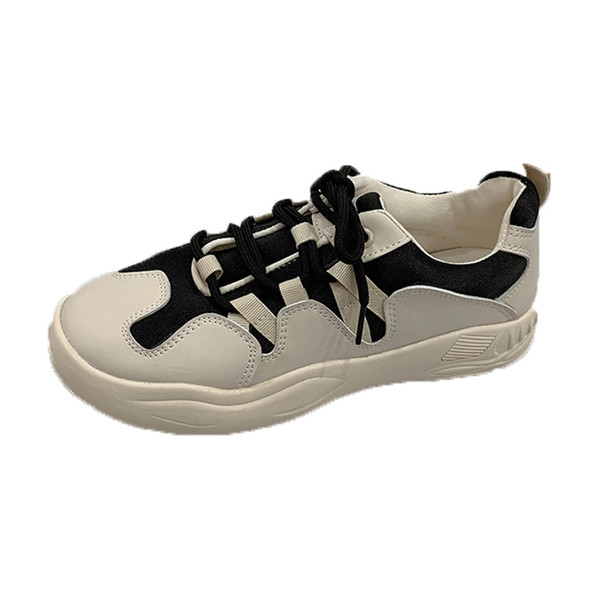 Γυναικεία αθλητικά παπούτσια με επίπεδη σόλα και κορδόνια σε λευκό και μπεζ