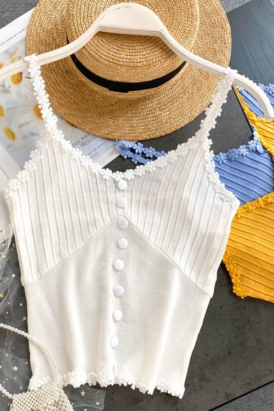 Γυναικεία μπλούζα με λουλούδια και κουμπιά