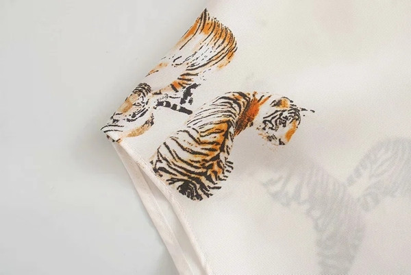 Tavaszi-nyári ing fehér és mintás mintával