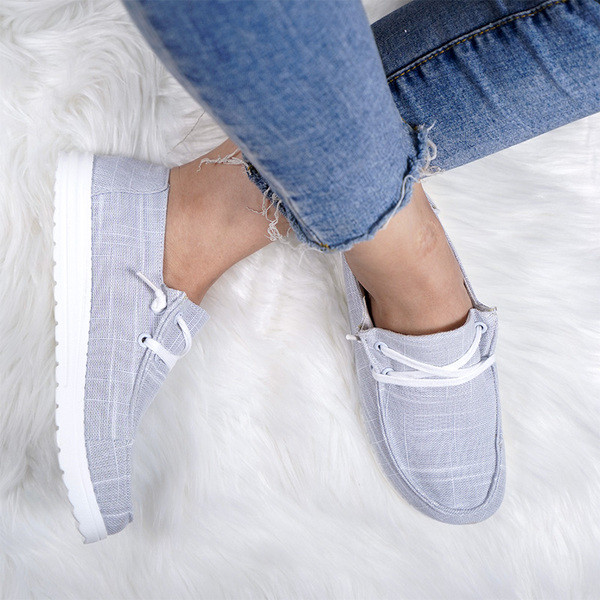 ΝΕΟ μοντέλο γυναικεία αθλητικά παπούτσια με κορδόνια και μοτίβο