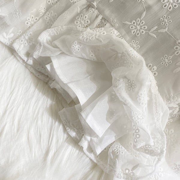 Modern női ing fehér színben - spitz nyakkivágással