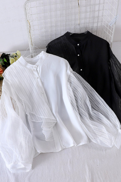 Modern női ing gombokkal és alacsony gallérral